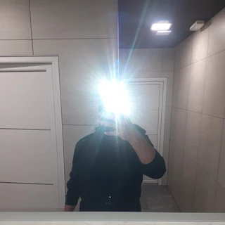Mlad jebac dobar
